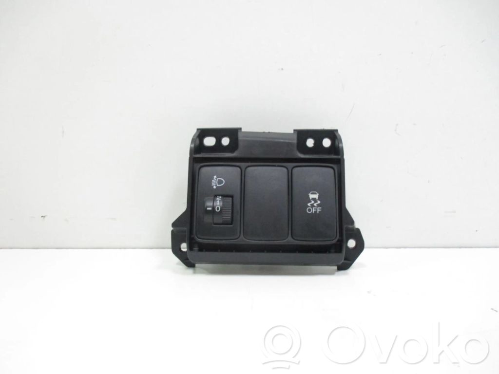Headlight level height control switch   M37548