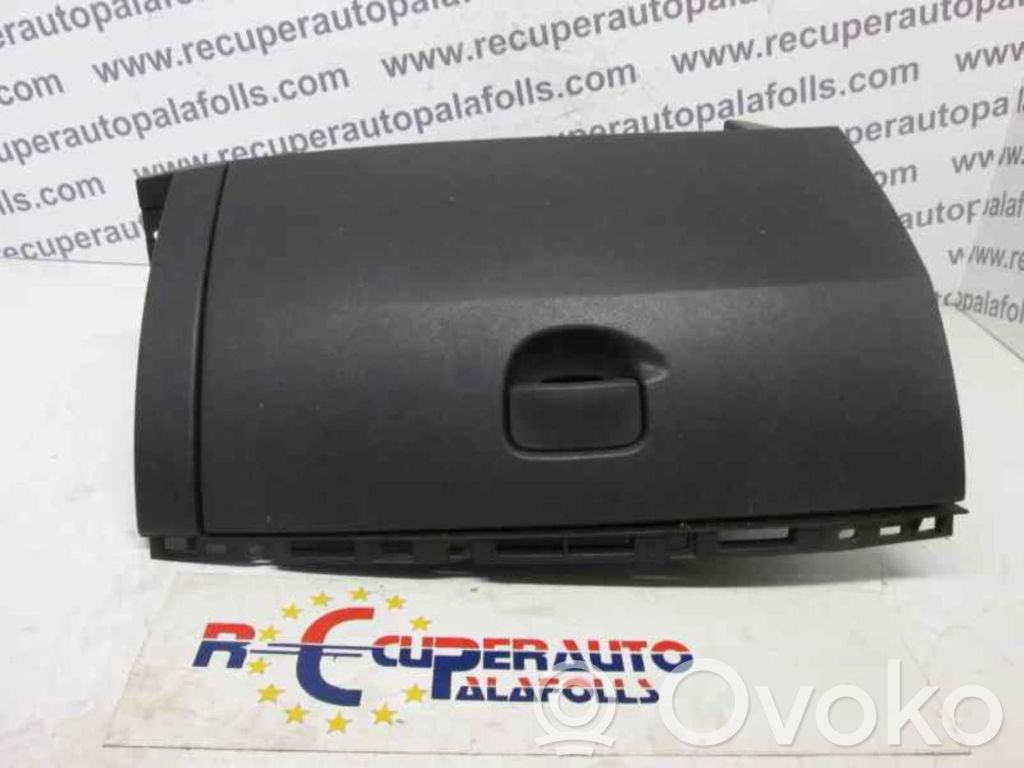 Guantera   8200407712