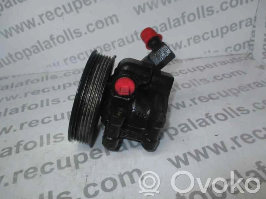 Ford Fiesta Ohjaustehostimen pumppu 