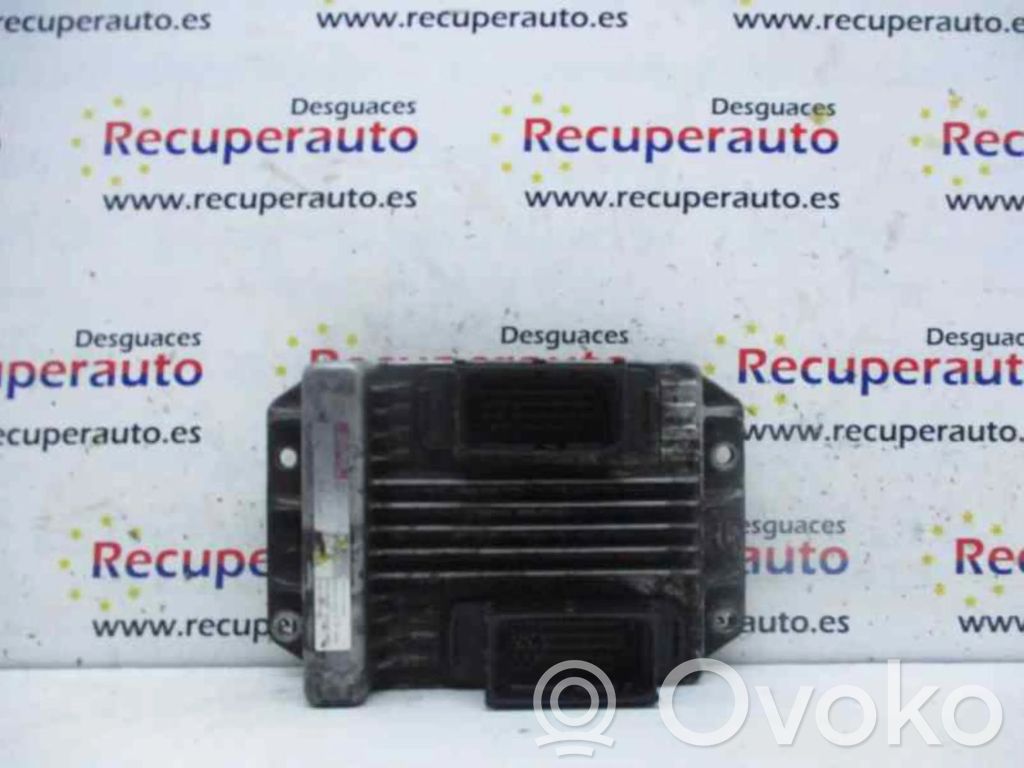 Unidad de control/módulo ECU del motor   8980215700