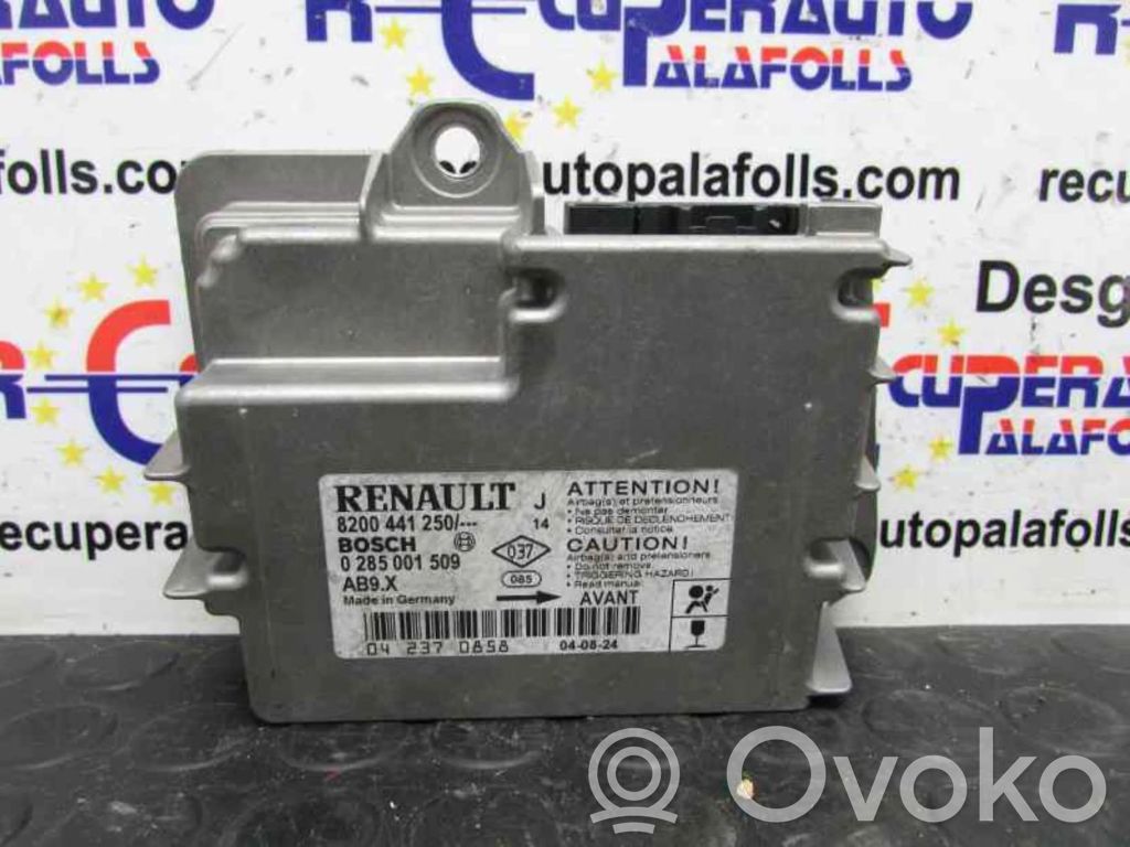 Airbag control unit/module   8200441250
