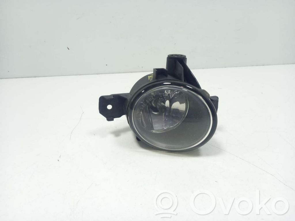 Miglas lukturis priekšā   89206142