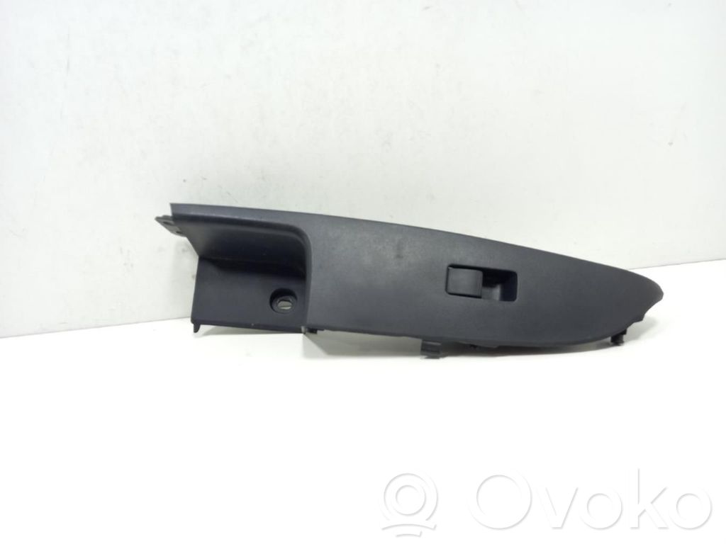 Interruptor del elevalunas eléctrico   D65166370
