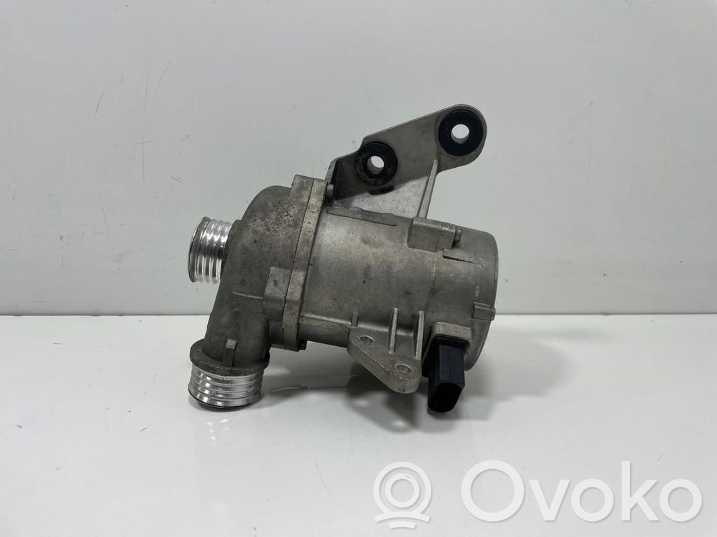 BMW 1 E81 E87 Water pump 