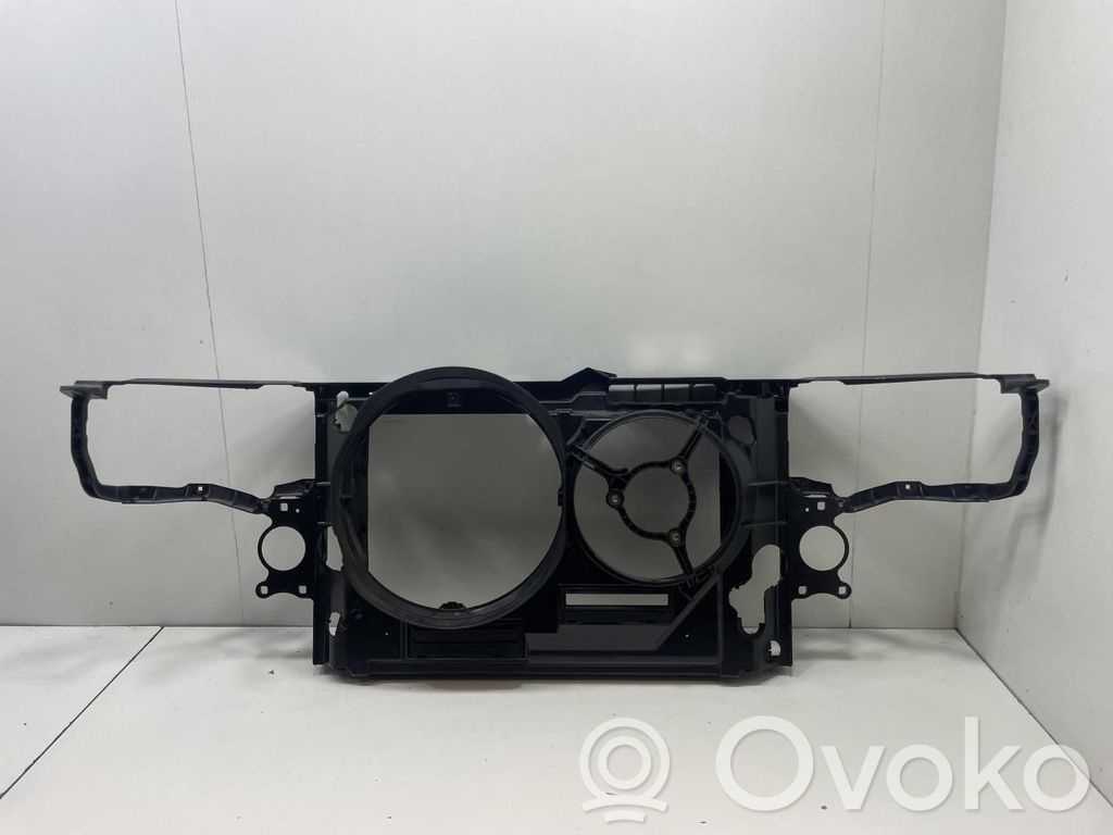Front quarter panel   4D0805571