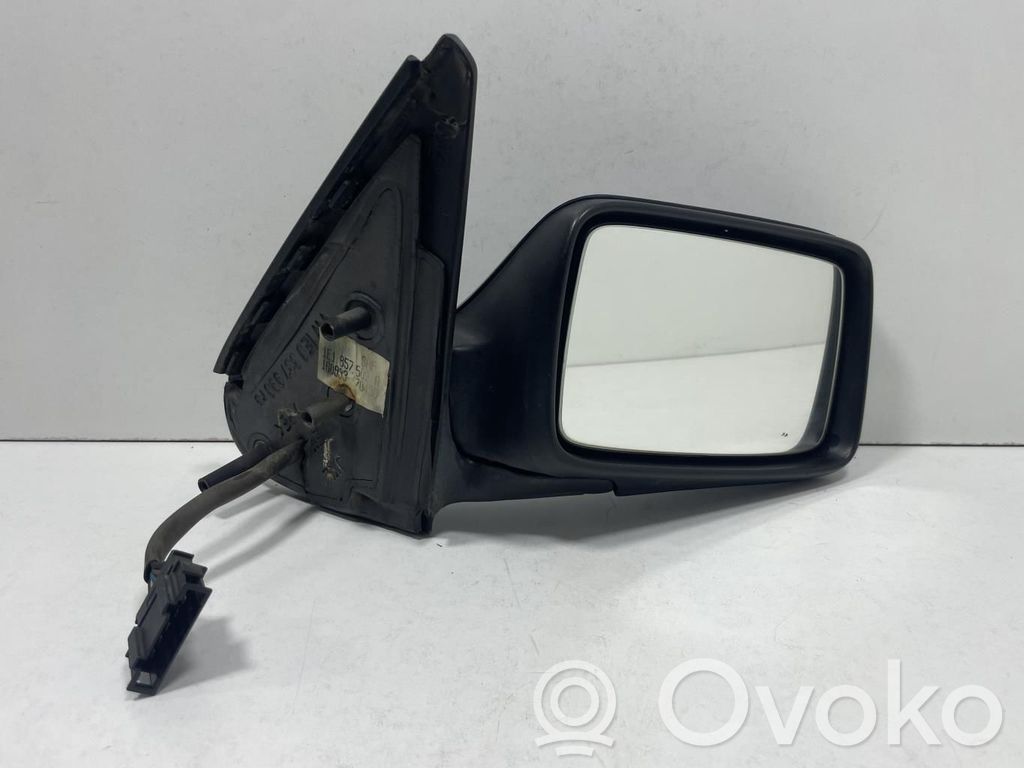 Volkswagen Golf III Front door electric wing mirror 