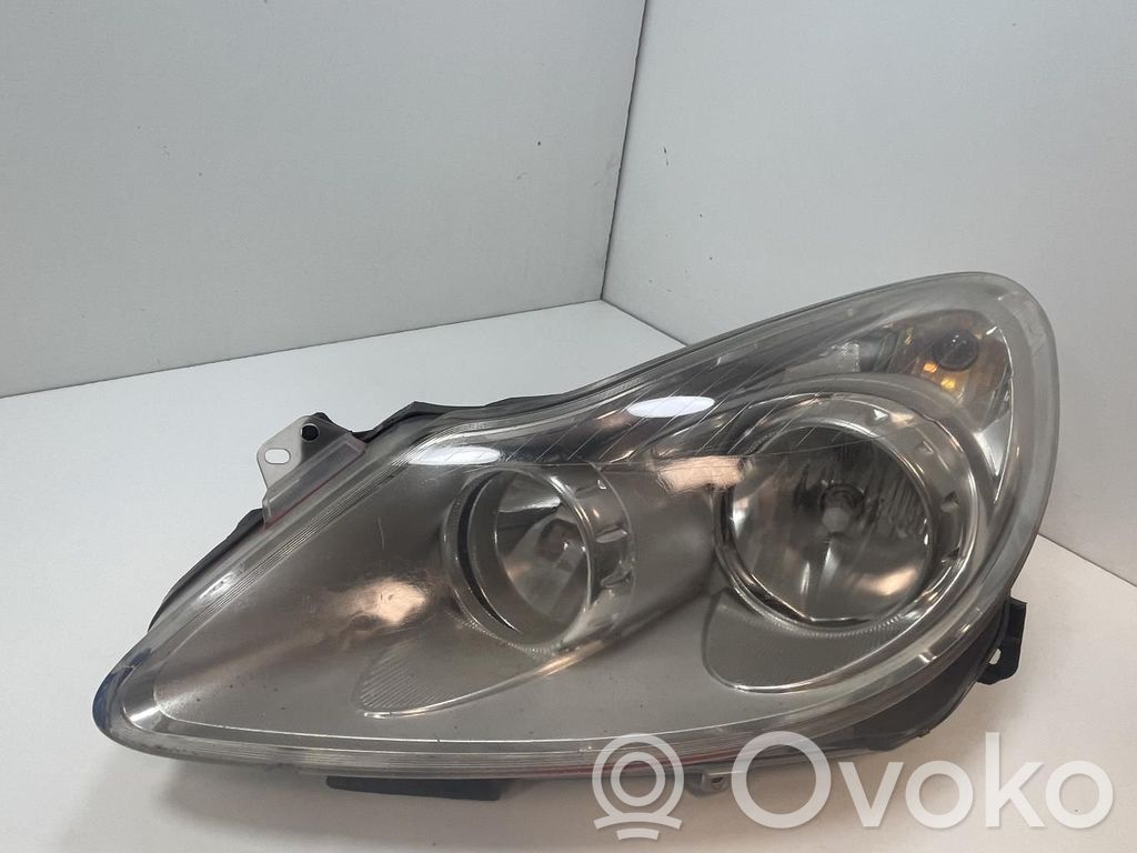 Opel Corsa D Etu-/Ajovalo 