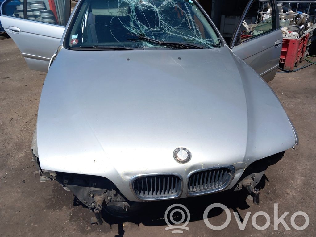 BMW 5 E39 Dzinēja pārsegs (vāks) 