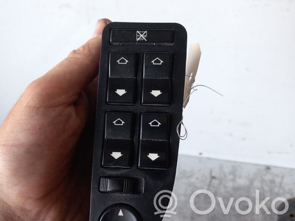 BMW 5 E39 Electric window control switch 