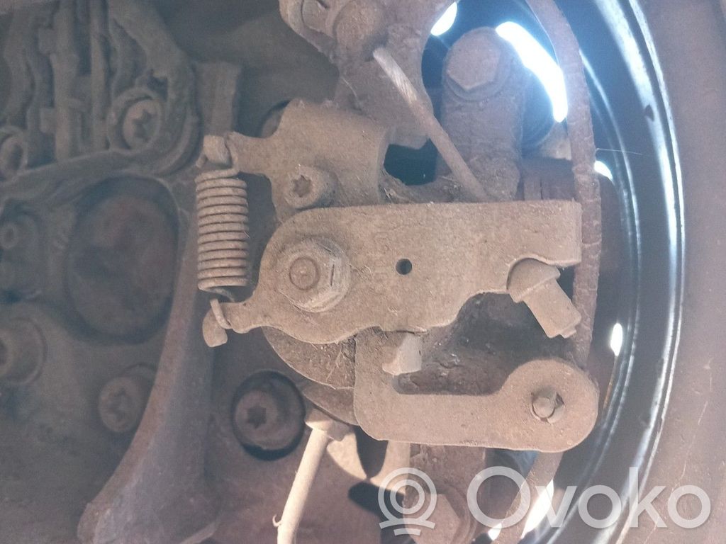 Citroen Berlingo Takajarrusatula 