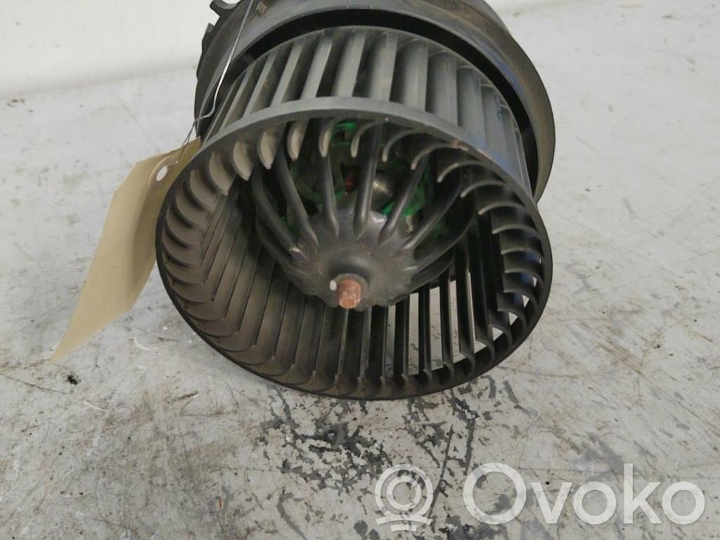 Mazā radiatora ventilators