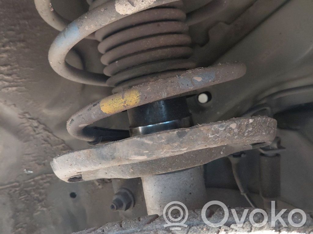 Citroen C3 Priekšpusē amortizators ar atsperi 