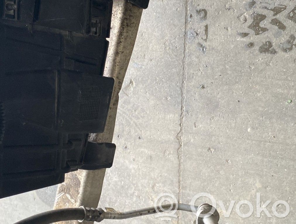 Bottom radiator support slam panel