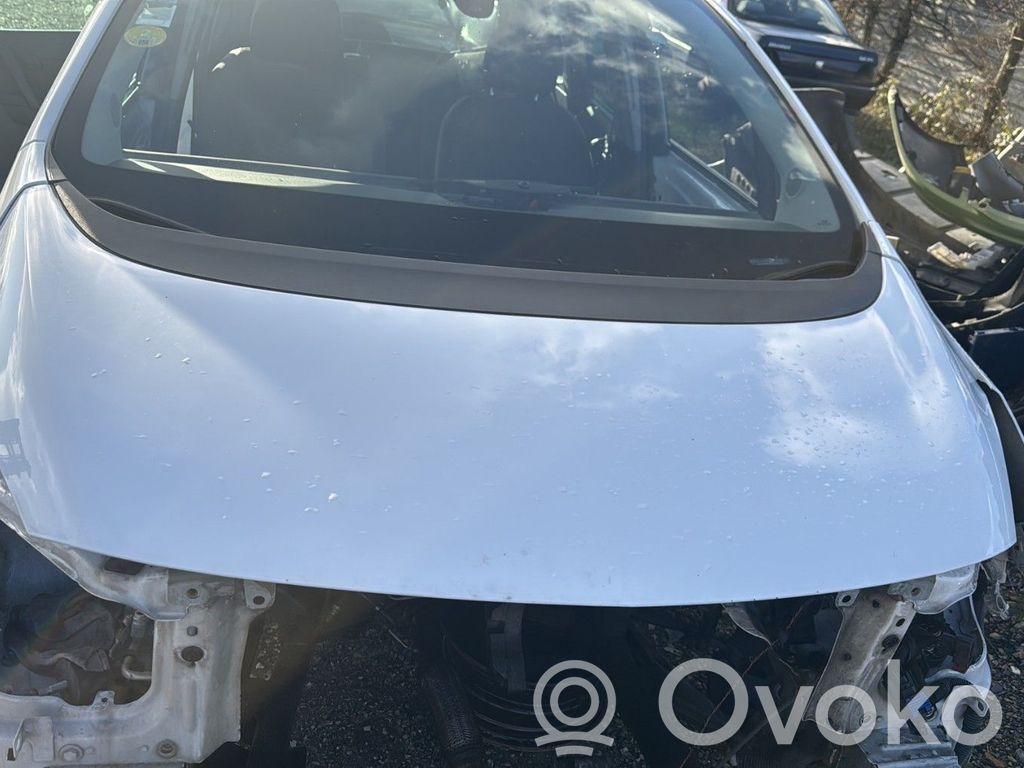 Opel Meriva B Konepelti 