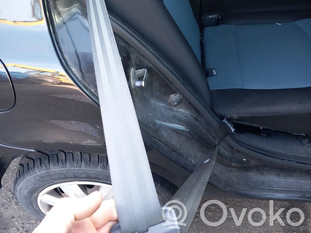 Renault Clio II Cinturón trasero 