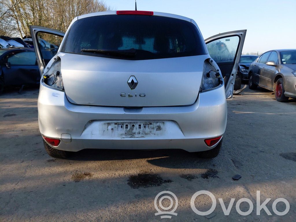 Renault Clio III Bamperis 