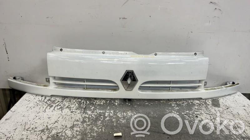 Front grill   7701470810