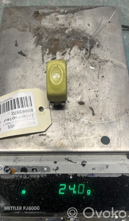 Renault Twingo I Interruptor del elevalunas eléctrico 