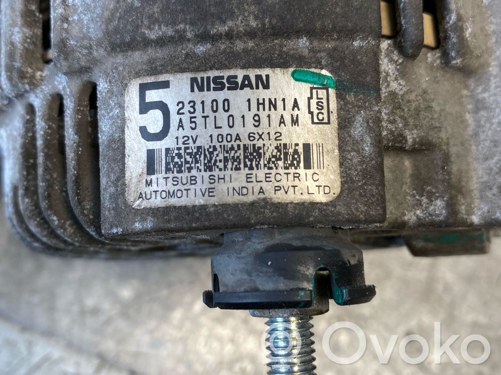 Nissan Micra Генератор 