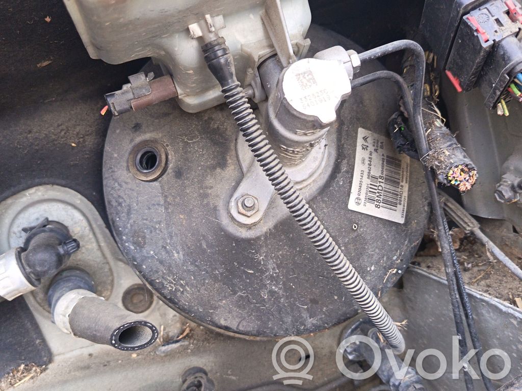 Citroen C3 Jarrutehostin 