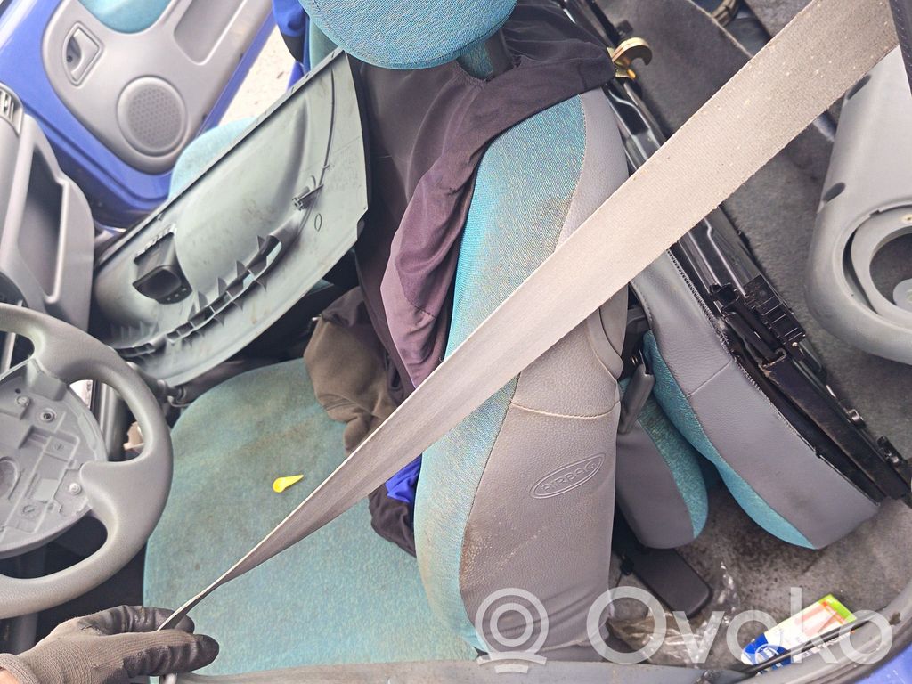 Renault Twingo I Cinturón delantero 