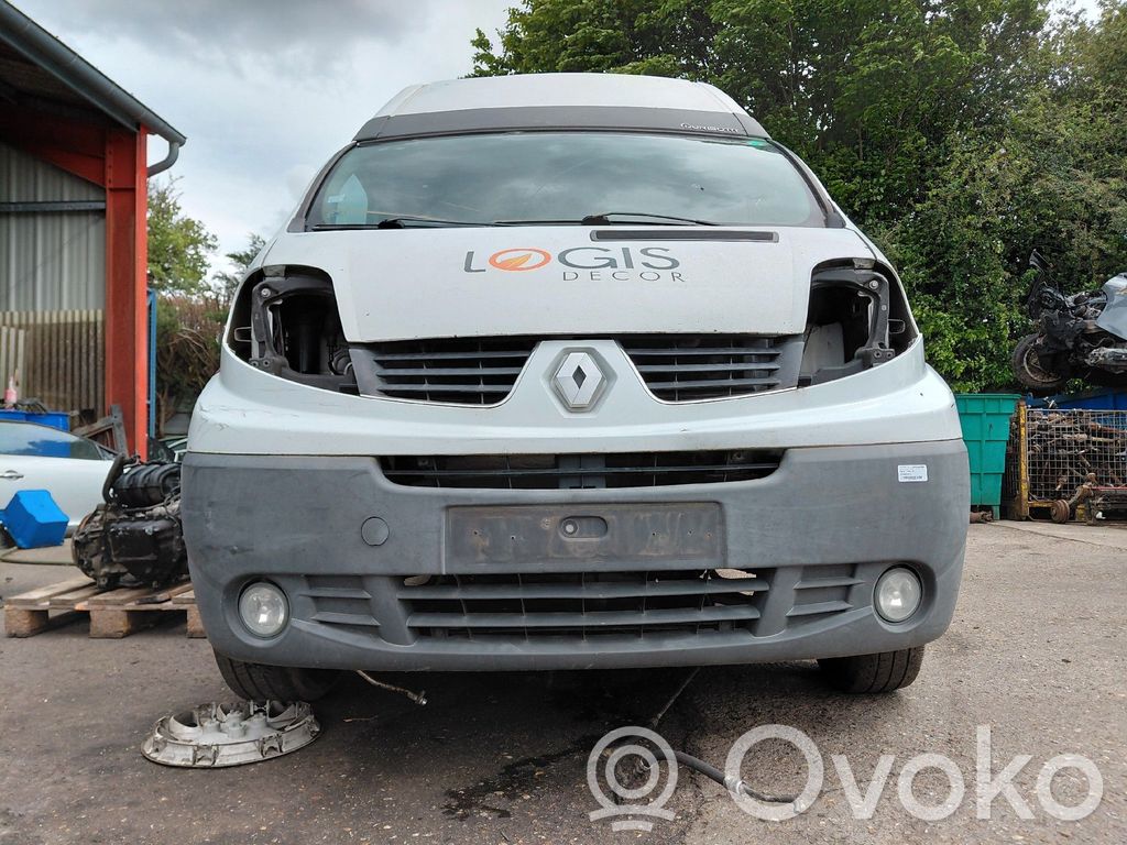 Renault Trafic II (X83) Priekinis bamperis 