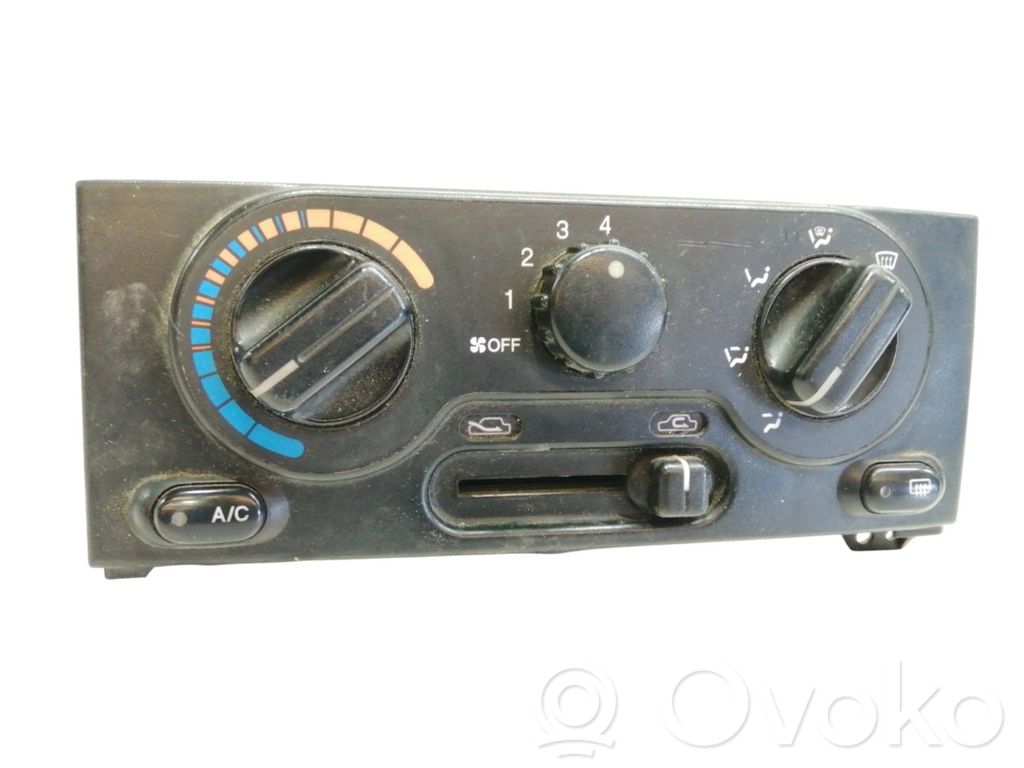 Unidad de control/módulo del aire acondicionado   8B19A