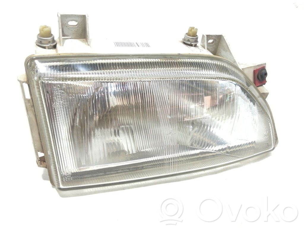 Phare frontale   7R01472