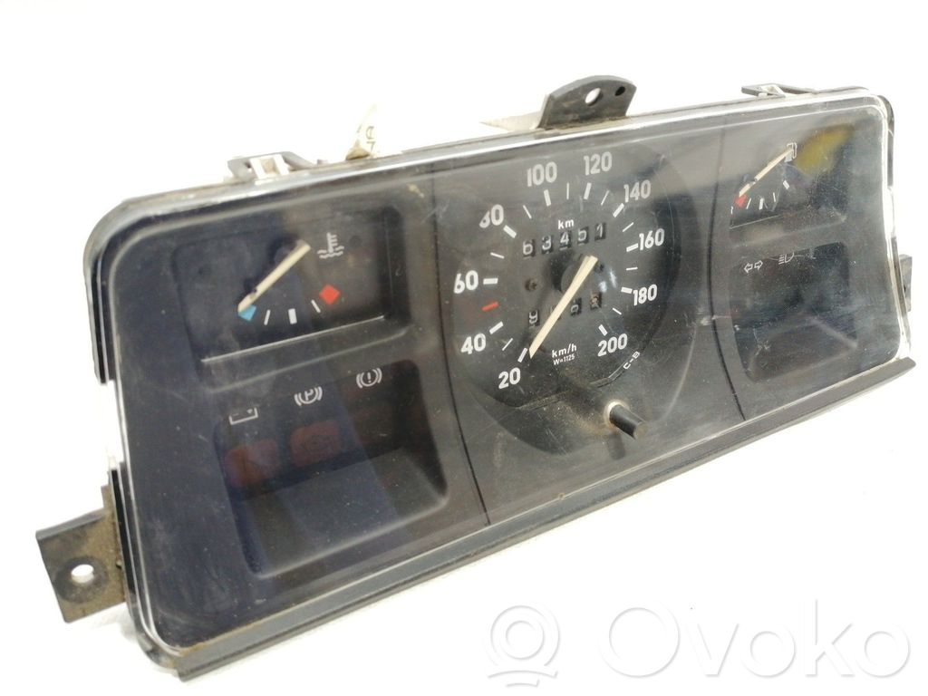 Opel Corsa A Speedometer (instrument cluster) 
