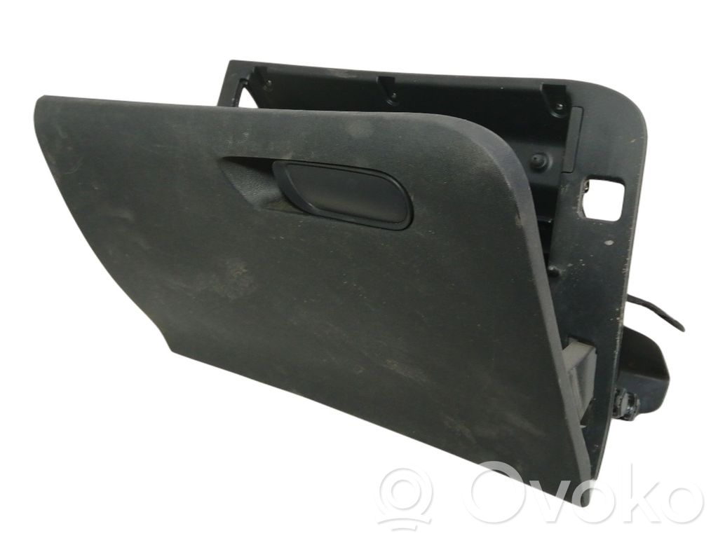 Glove box   96717798ZD