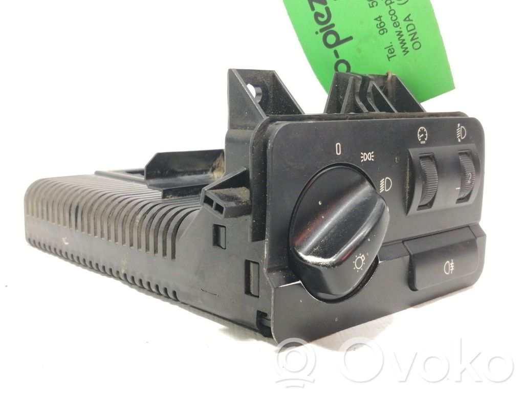 Interruptor de control del panel de luces   61319133011,086480060