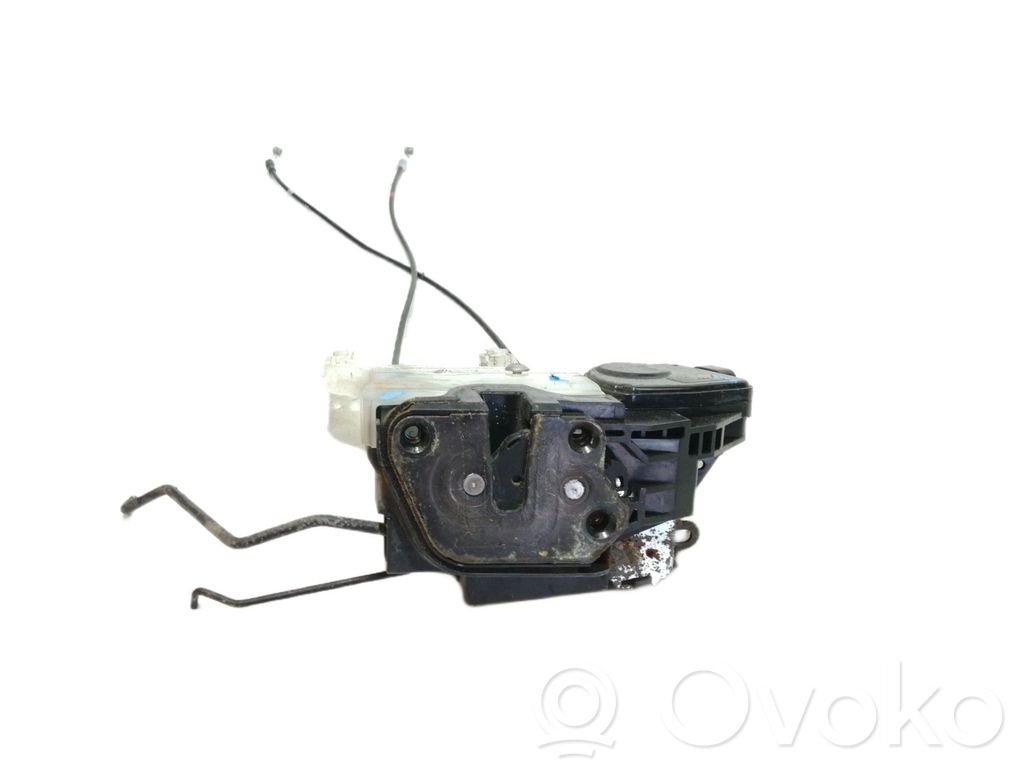 Hyundai Tucson JM Front door lock 