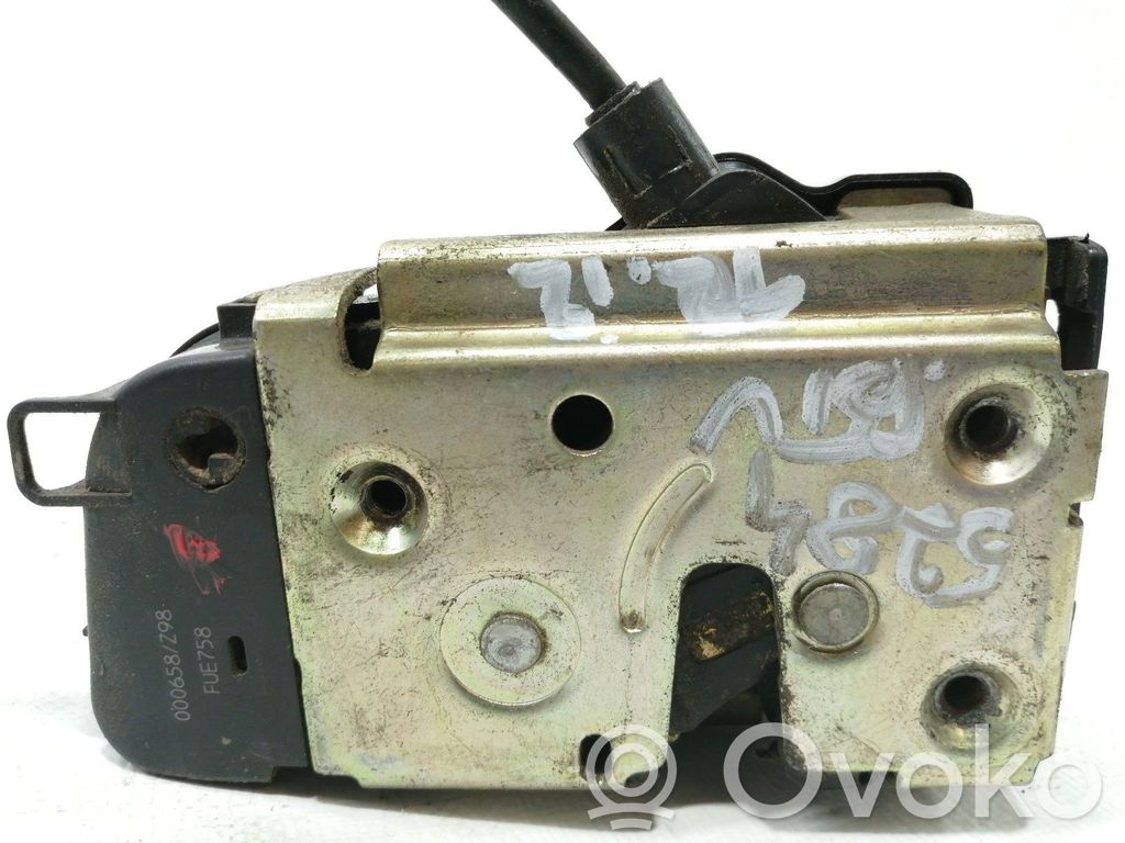 Cerradura de puerta trasera   000658Z98