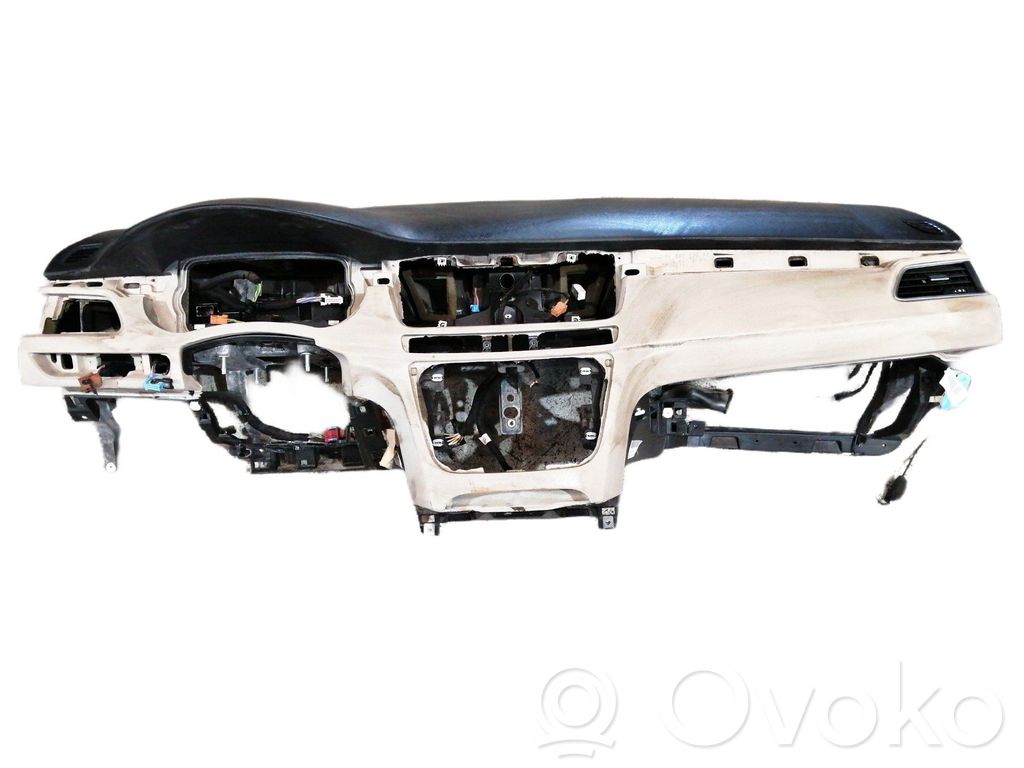Dashboard   9688971380,1004352X,9686445780