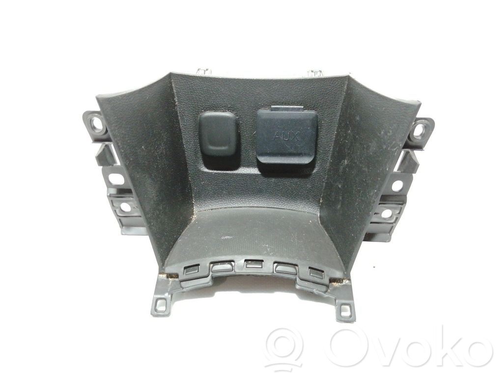 Bottom trim   95080702