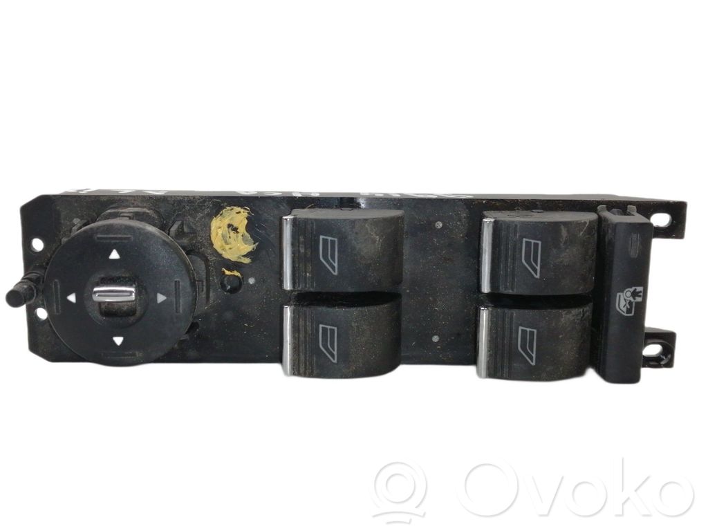 Ford C-MAX II Electric window control switch 