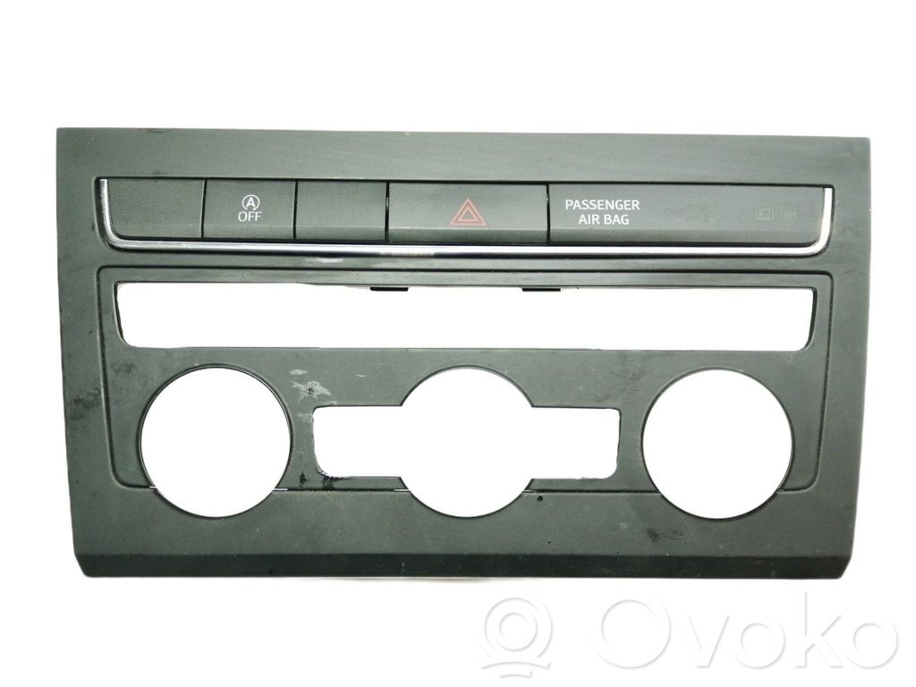 Seat Leon (5F) Hazard light switch 