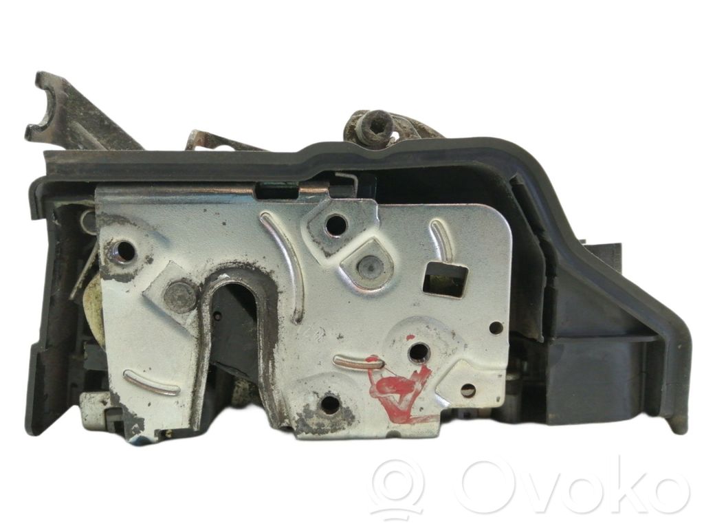 BMW 3 E46 Etuoven lukko 