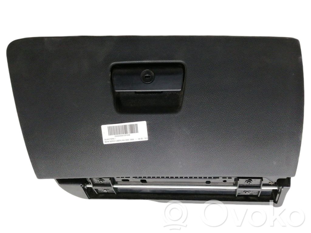 Glove box   51167120408
