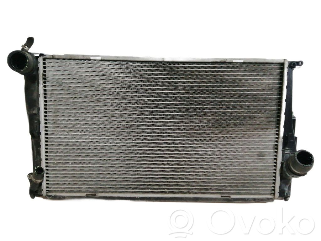 BMW 3 E90 E91 Coolant radiator 