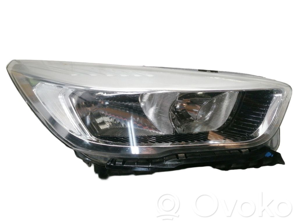 Ford Kuga II Lampa przednia 