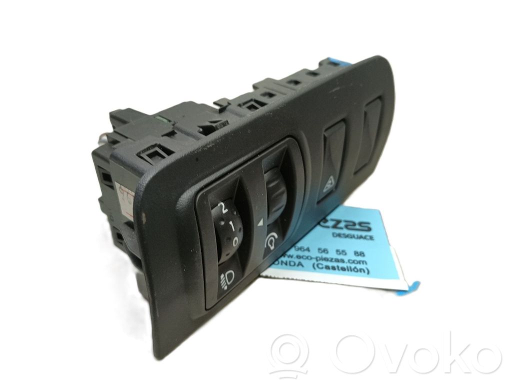 Renault Fluence Multifunctional control switch/knob 