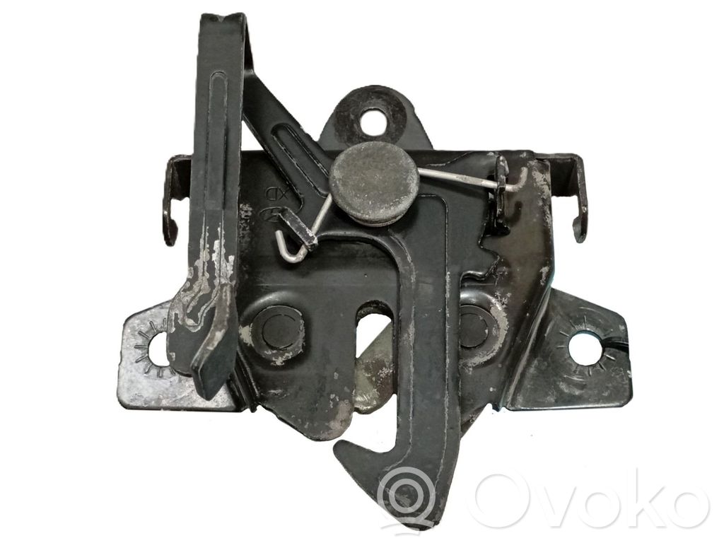 Hyundai Matrix Tie down hook / loop 
