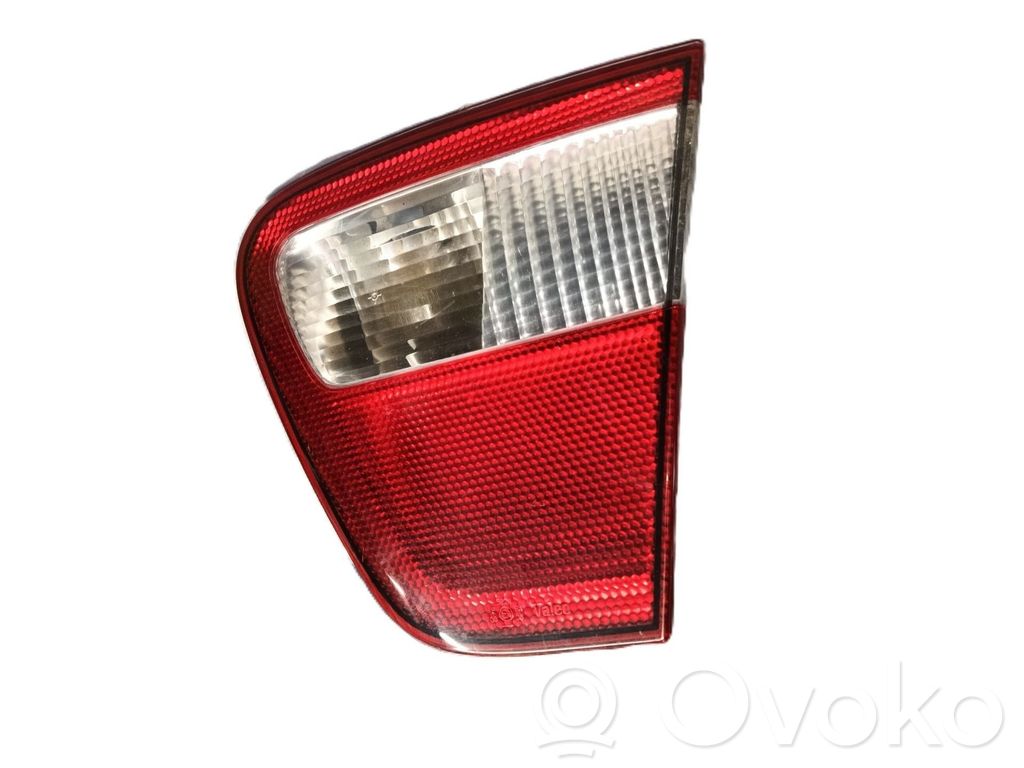 Seat Cordoba (6K) Lampy tylnej klapy bagażnika 
