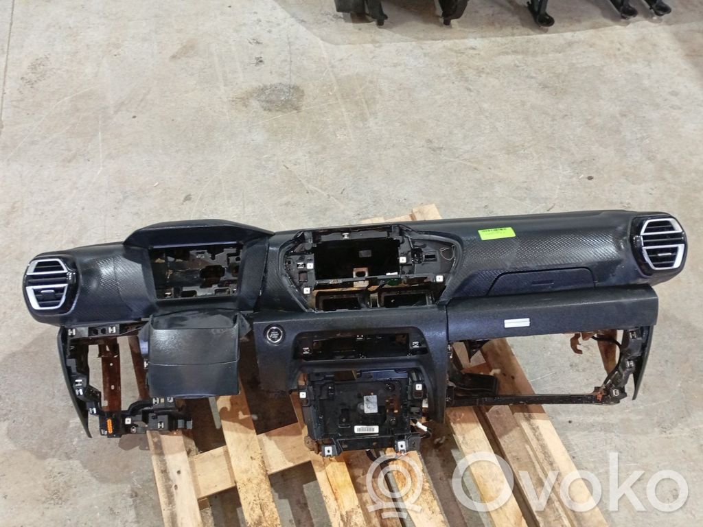 Panelė   98429381ZD