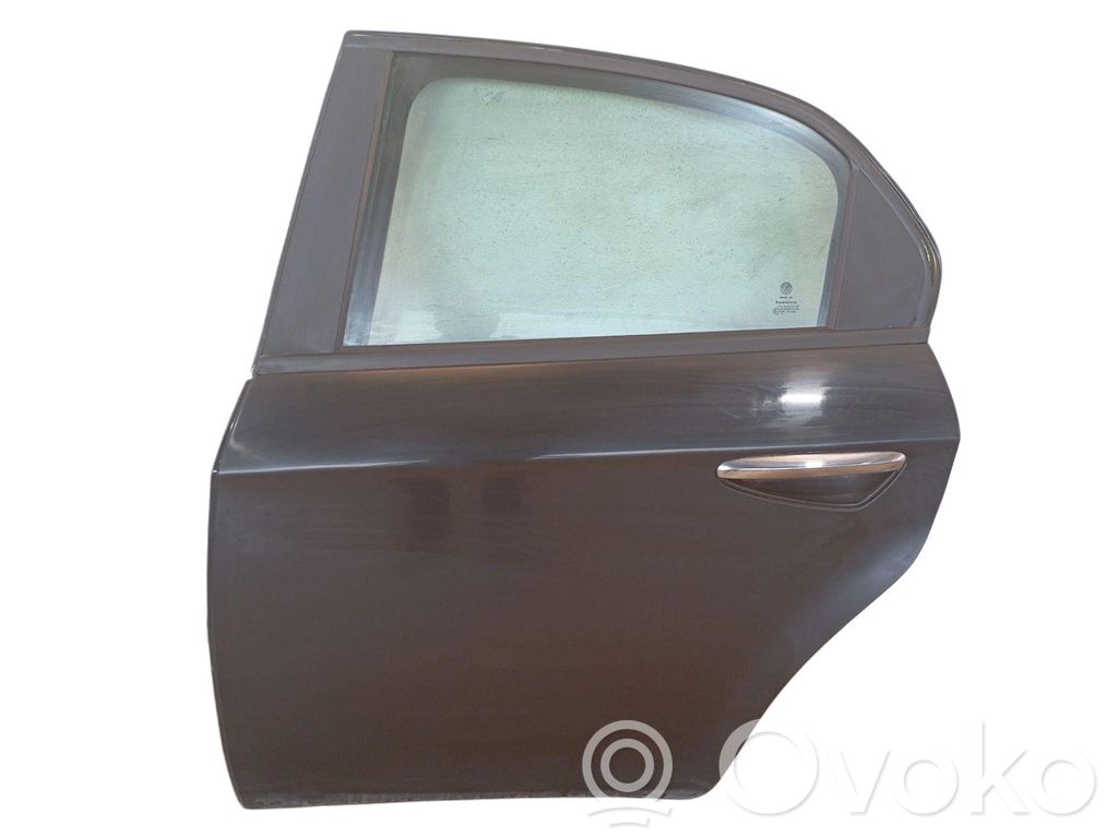 Puerta trasera   60688168