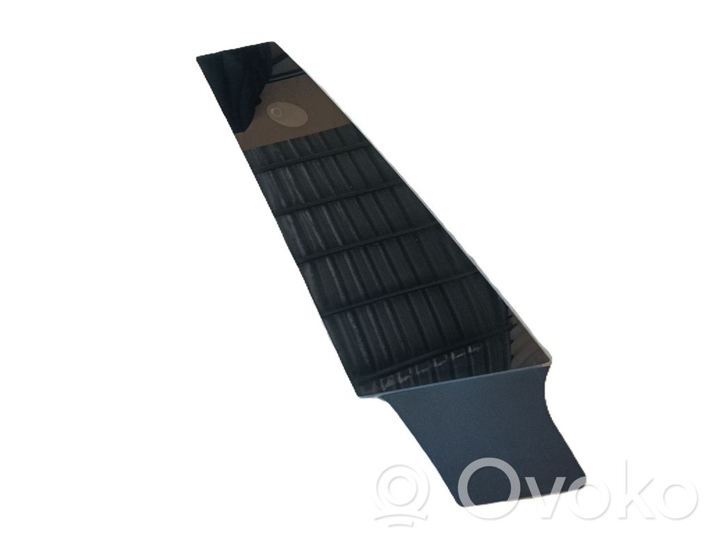 Tesla Model S Capac inferior 