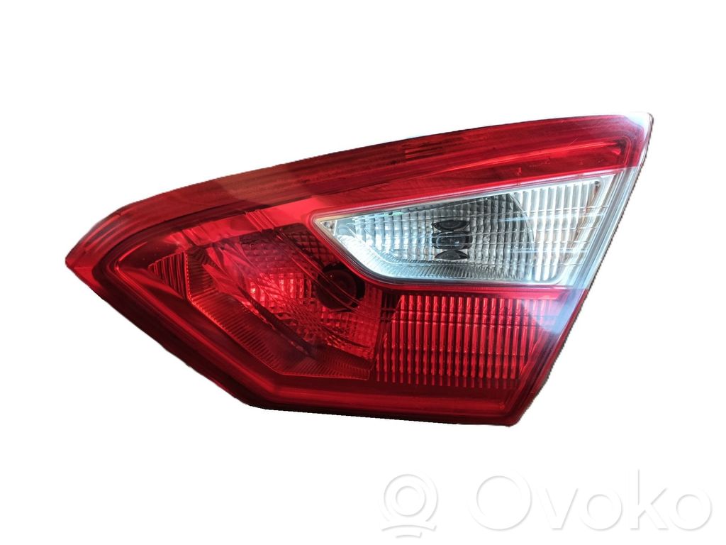 Ford Focus Takaluukun takavalot 