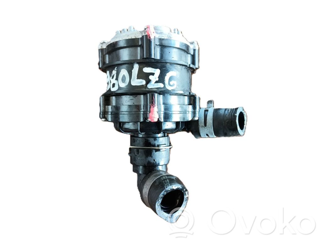 Lynk & co 01 Pompe de circulation d'eau 