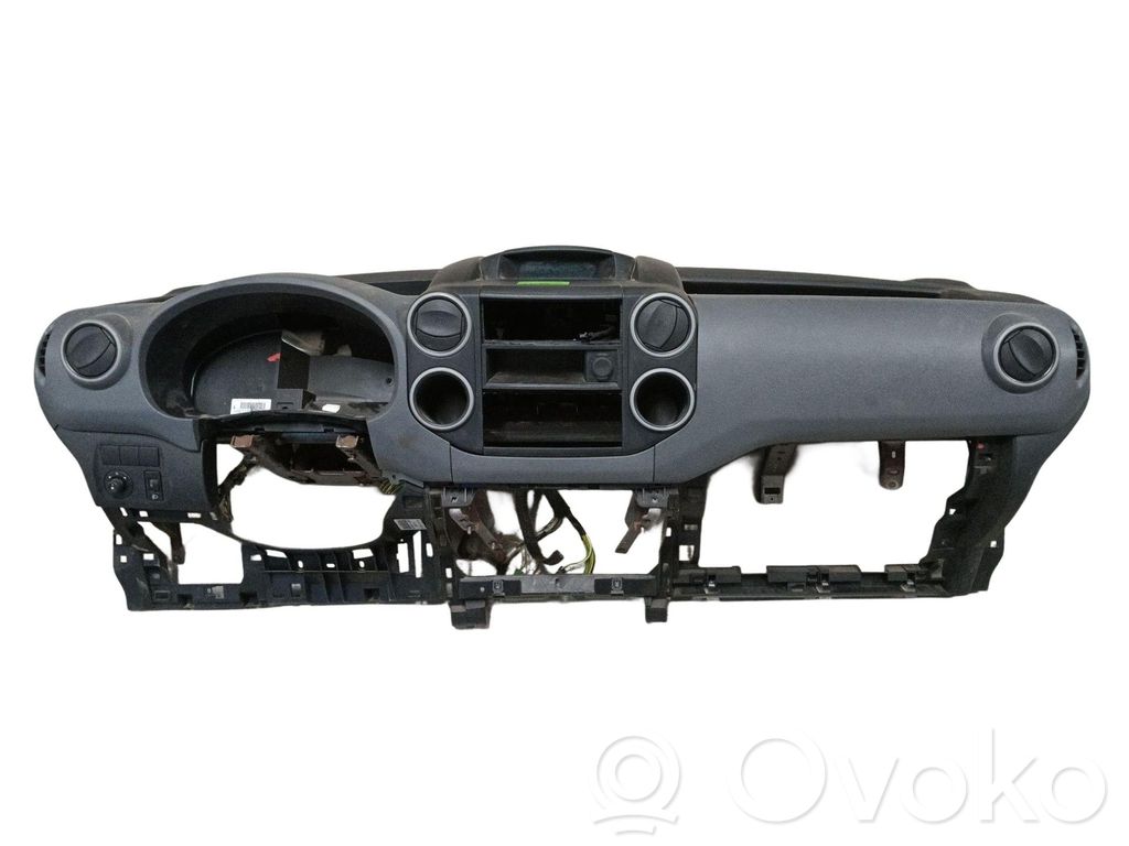 Citroen Berlingo Panelė 